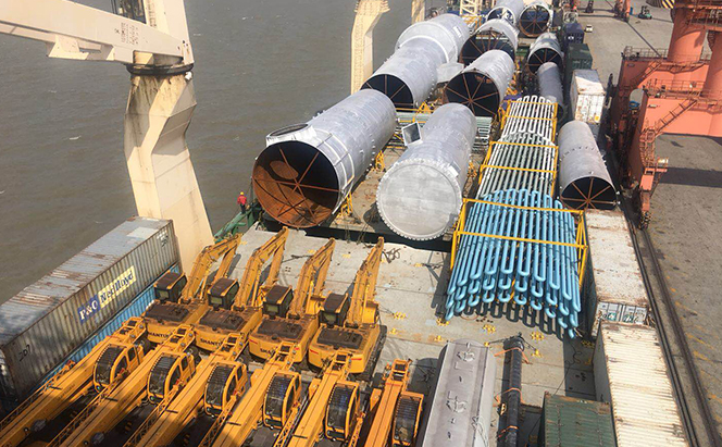 Heavy project cargo transport