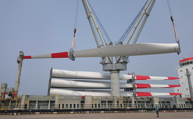 Wind power cargo transport