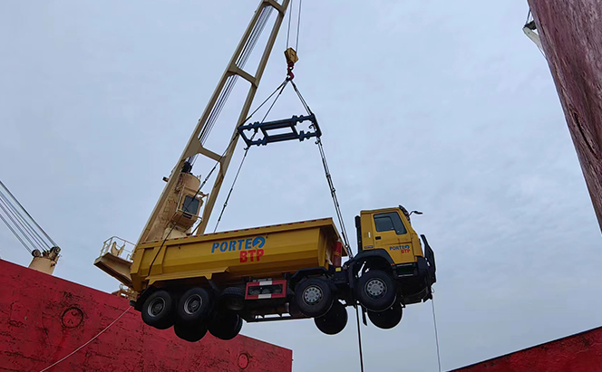 Vehicle cargo transport